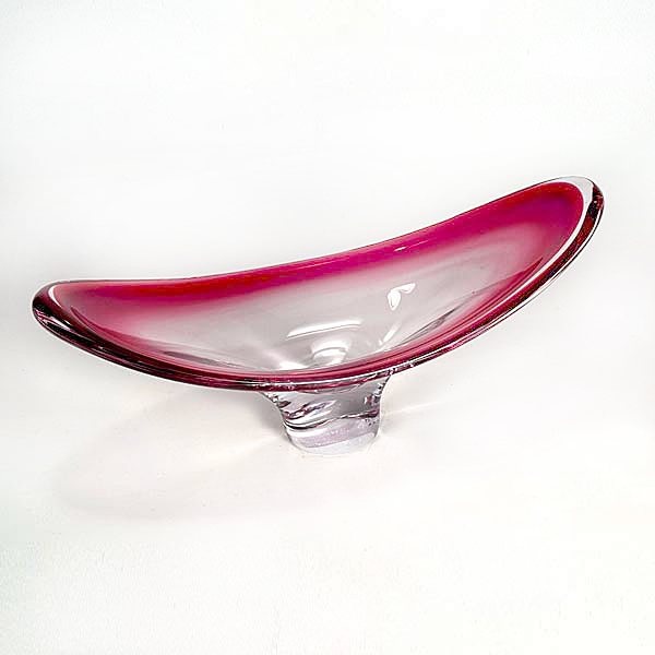 60s Canada Chalet Art Glass Hot Pink Console Bowl